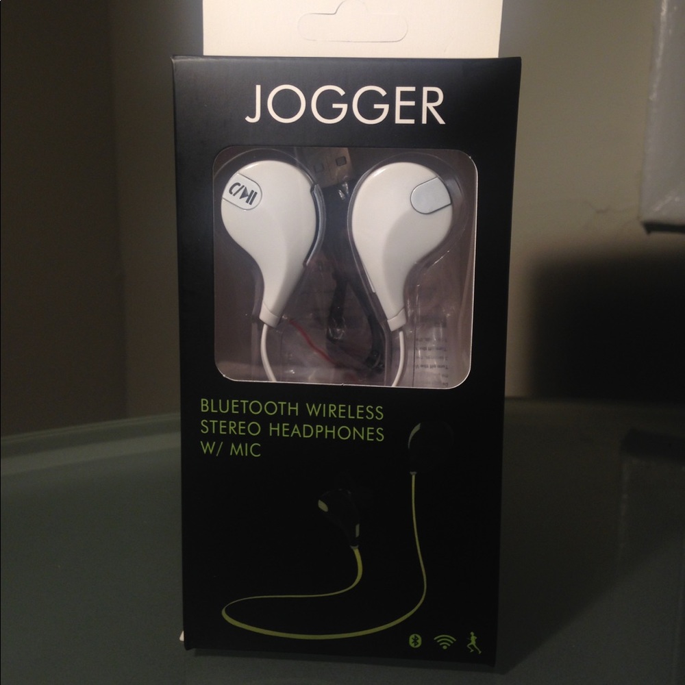 Wireless headphone white